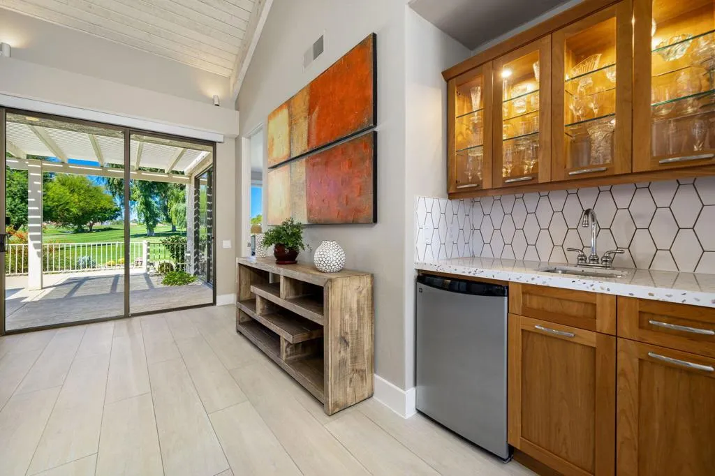 737 Inverness Drive, Rancho Mirage, California 92270 home-pic-37